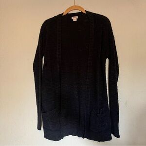 Black knitted cardigan with pockets